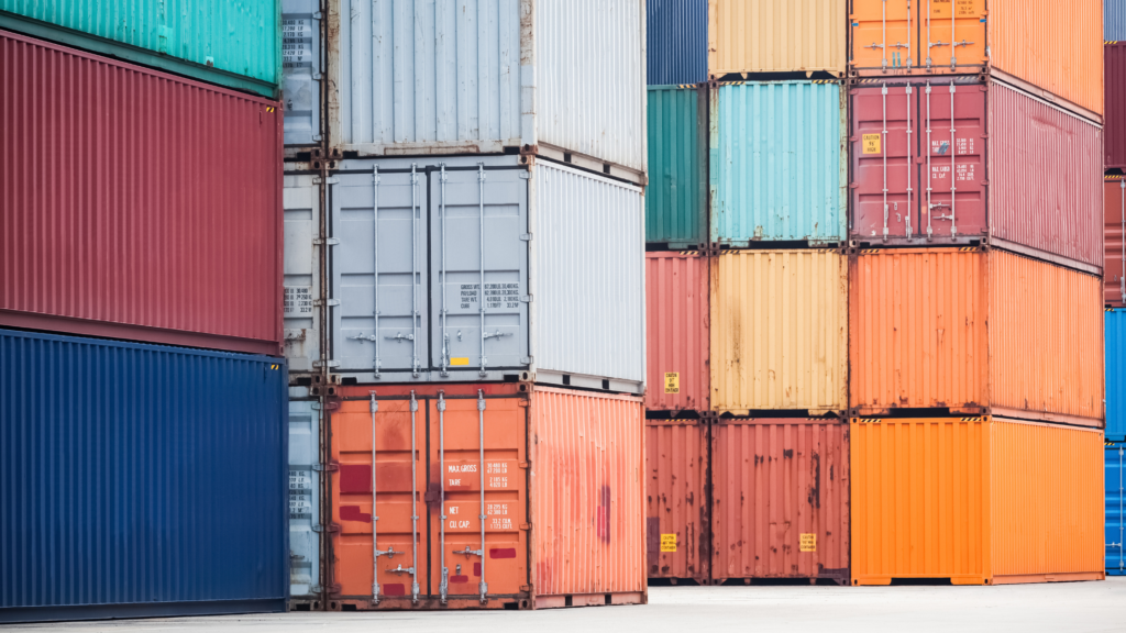 What Should You Consider When Renting a Shipping Container